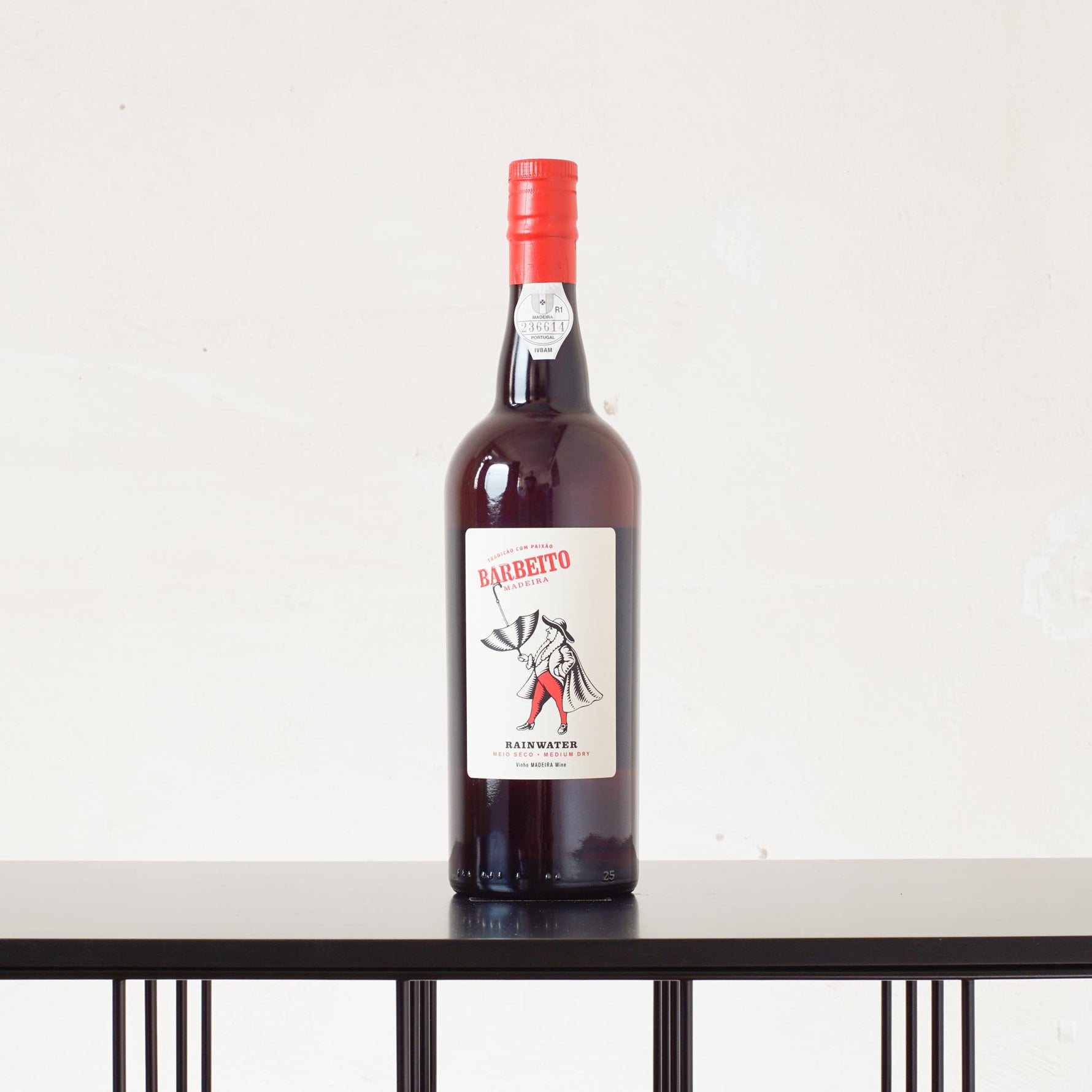 Rainwater Medium Dry Madeira NV 3 Jahre alt