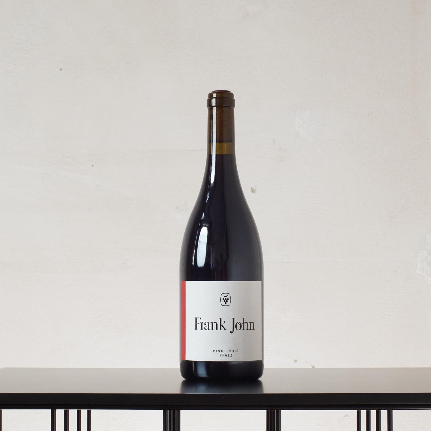 Kalkstein Pinot Noir Qualitätswein trocken 2022 - Frank John - 0,75l