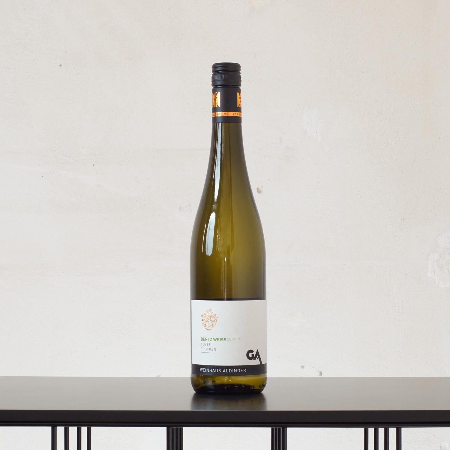 Bentz Weißwein Cuvée Qualitätswein trocken 2025 - Weingut Aldinger - 0,75l