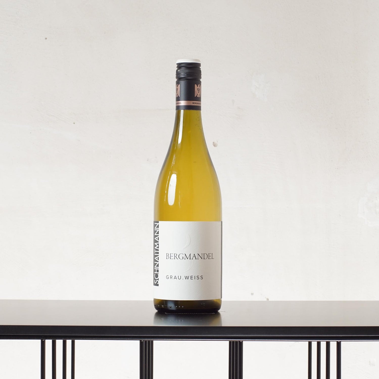 Bergmandel Grau.Weiß trocken 2024 - Weingut Rainer Schnaitmann - 0,75l